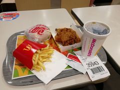 -麦当劳(轻轨曹杨路店)