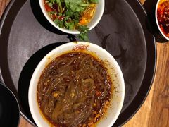 -万记麻辣烫国展总店