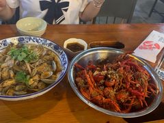 -琥珀老六龙虾(四里河店)