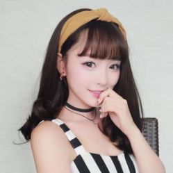 -时尚殿堂明星门店
