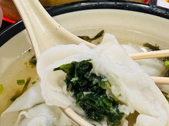 上海荠菜肉馄饨-玖鲜小笼(中山广场店)