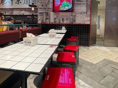 -肥汁米蘭香港米线(长宁来福士店)