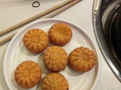 -钢管厂五区小郡肝串串香(蜀都万达店)