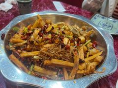 干锅牛蛙-馋嘴蛙火锅