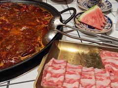 -旧街市鲜货老火锅(大光路店)