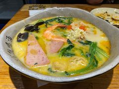 -喝丢一只鞋海鲜烧烤·海肠捞饭(文体街店)