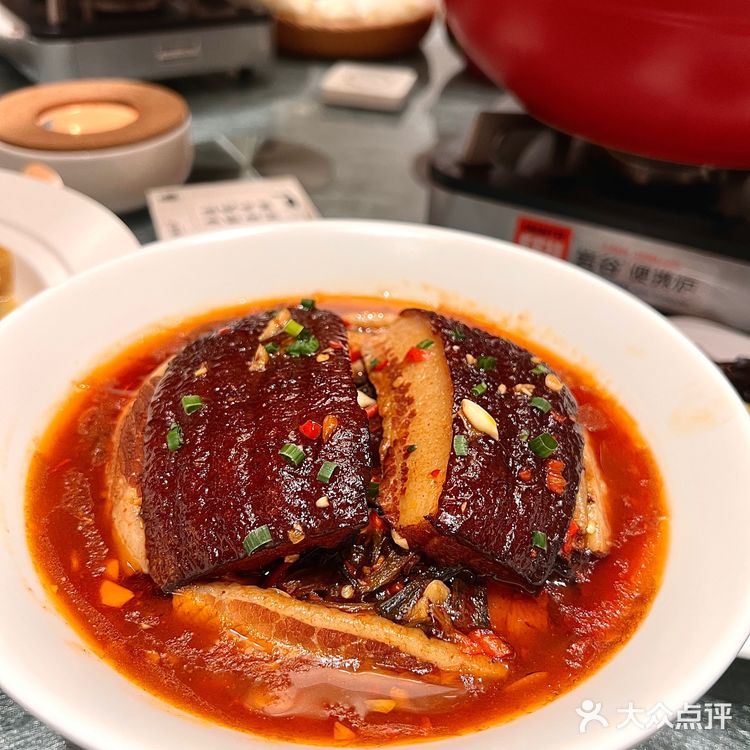 拥有一个中式庭院的湘菜馆|色香味并存😋