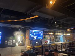 -麦凯伦烧烤·精酿超级工厂店(金桥总店)