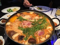 牛肉火锅-青松馆韩国料理(香港中路佳世客店)