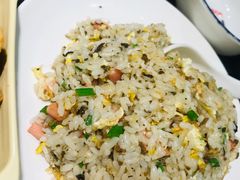 -两三事小郡肝串串香火锅(桂庙店)
