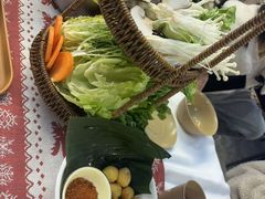 -刘姐啤酒鱼民族演艺餐厅(西街总店)
