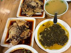 -朱大嘴肥肠血旺(福字街店)