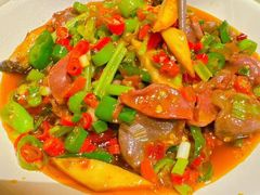 -渝信川菜 · 川味家常菜(财富购物中心店)