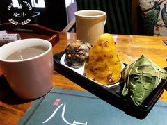 -八月美食小馆(银泰城总店)