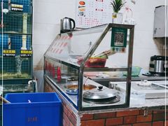 -亚忠小吃店(曾厝垵店)