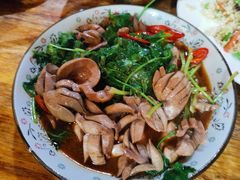 香菜拌猪腰-聪辉同安老美食饭店(大元路店)