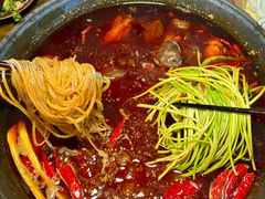 -黄潇洒老火锅(九眼桥宏济巷店)