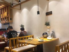 大堂-丁记盐蘸牛肉·新杭菜(河东路店)
