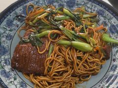 大排炒面-一家人面馆(三条巷店)