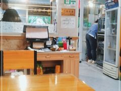 大堂-老钟家烤羊排·敦伊阁清真餐厅胡羊焖饼