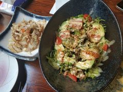 三文鱼牛油果沙拉-白石の深夜食堂(宝龙店)
