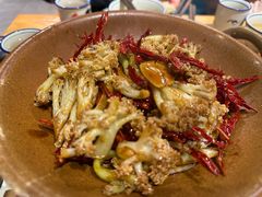 -挂旗柴锅鸡(蚌山区嘉年华店)