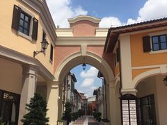 -佛罗伦萨小镇广佛名品奥特莱斯(疏港路店)