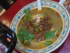 -金杨拉面王小吃面馆·牛三宝面·红烧牛肉粉