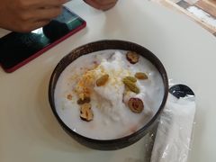 -津椰本·海南正宗椰奶清补凉(店一店)