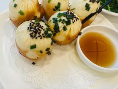 一盘生煎大馒头-瑞福园联谊餐室(茂名南路店)