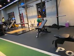 -Freedom Fitness私教健身俱乐部(徐虹北路店)