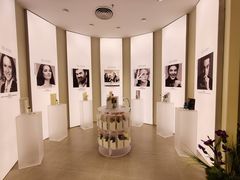 -名创优品(天河区正佳广场二店)