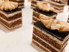 -岷山饭店-芝芝自助餐厅