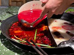 -五里关火锅(上海鑫耀·光环Live店)