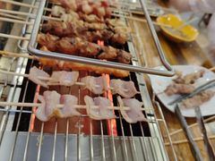 -哈尔滨小酒馆·鲜肉现穿自助烧烤(康新花园店)