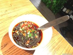 酸辣蕨根粉-阿里家·新疆烤肉酒場 by MIG
