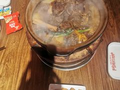 -阿润打边炉·鲜切鸡煲(华漕店)