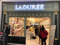 -ladurée(戴高乐机场T 2F店)