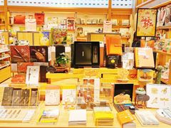-百新书局(尚悦湾店)