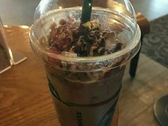 -星巴克臻选(嘉兴海宁银泰城店)