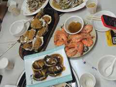 -老东镇啤酒屋海鲜加工·蒸汽海鲜·海鲜烧烤(台东店)