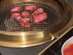 -铭牛烧肉·和牛海鲜自助(高新月牙湖店)