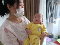 -爱的果实月嫂育婴师(世纪东方店)