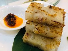 瑶柱腊味煎萝卜糕-广州酒家(昌岗地铁站店)
