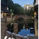 菜品口味很无锡，本地人表示满意