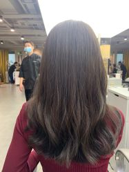 -变画·发型STUDIO