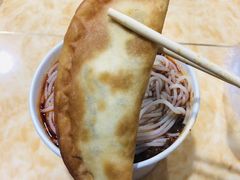 -覃肥叔桂林米粉(粮道街店)