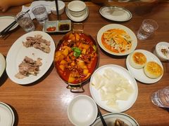 -贯贯吉·清真餐厅(浙江中路店)