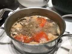 -红鼎豆捞·非遗鲍皇汤火锅(宝丰路店)