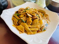 -溪畔如家土菜馆